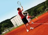 Tennisplätze beim Sporthotel ROYAL X – Urlaub in der Pension Elisabeth – Frühstückspension am Millstätter See – Urlaub in Kärnten
